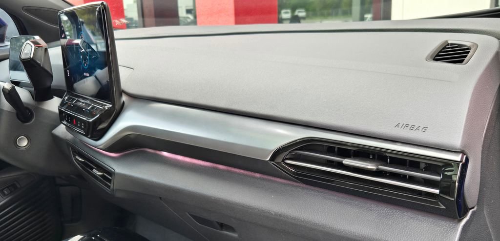 Used 2021 Volkswagen ID.4 Pro S image 29