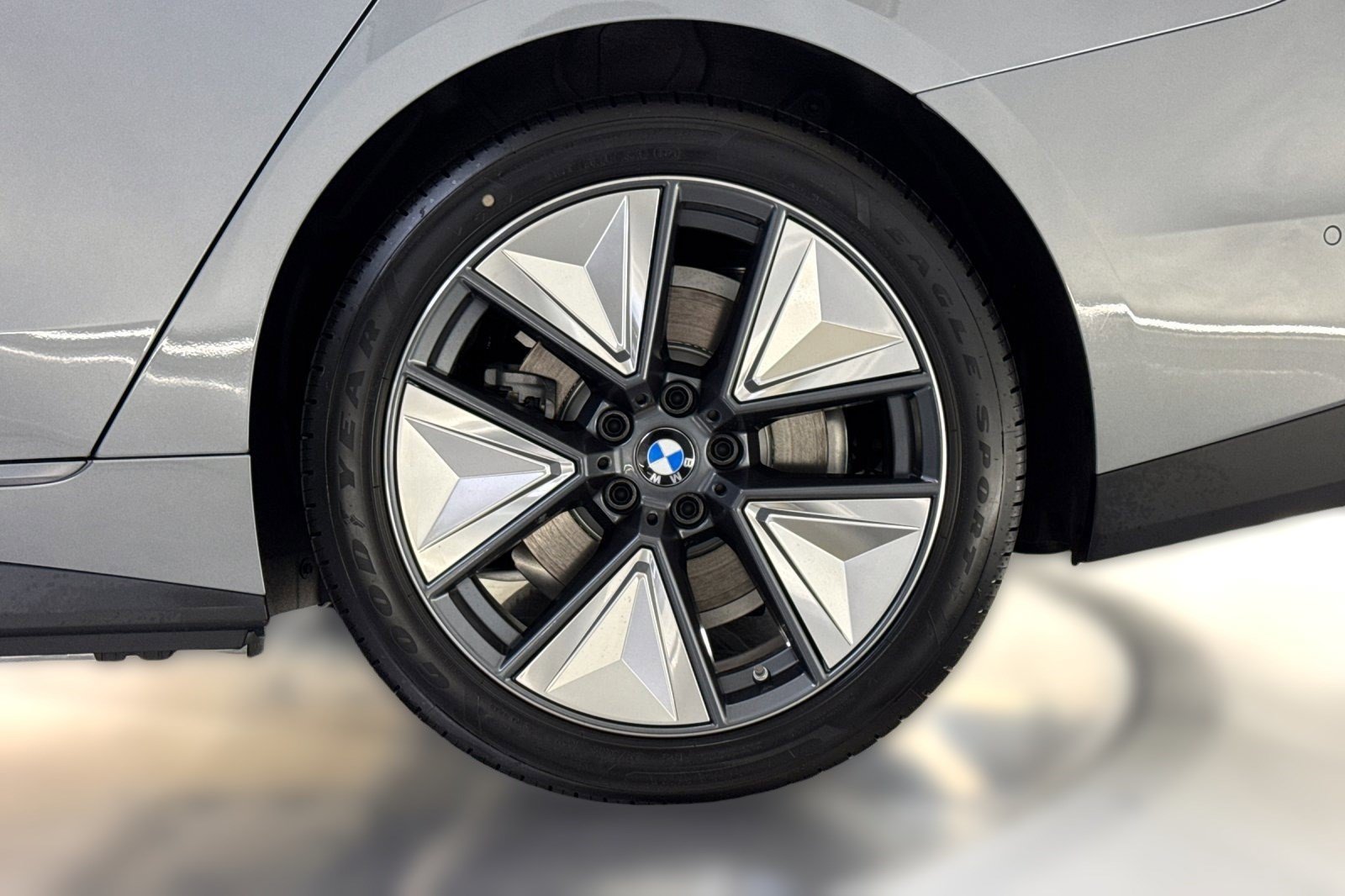 New 2026 BMW i4 xDrive40i w/ Premium Package AWD/4WD image 11