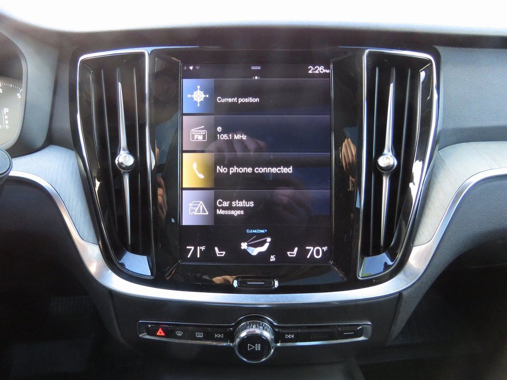 Used 2022 Volvo V60 T5 Cross Country w/ Climate Package image 28