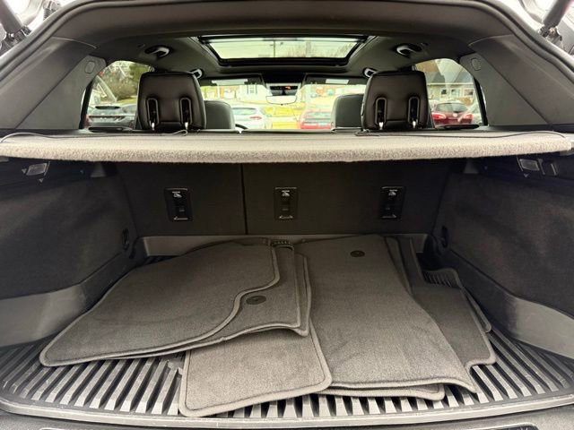 Used 2024 Cadillac XT4 Sport image 15