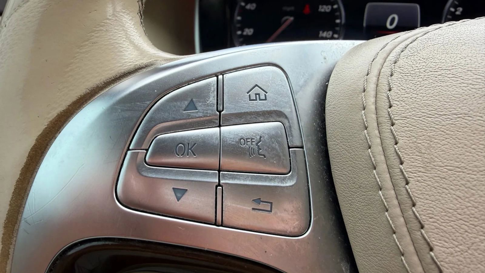 Used 2015 Mercedes-Benz S 550 4MATIC Sedan image 40