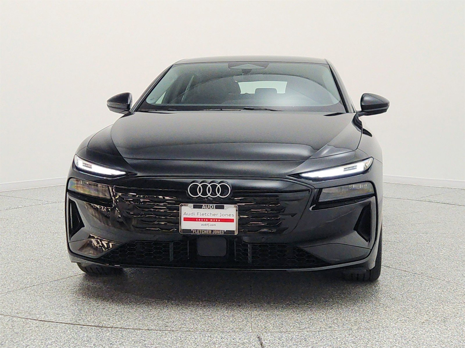Used 2025 Audi A6 e-tron Premium Plus w/ Premium Plus RWD image 2