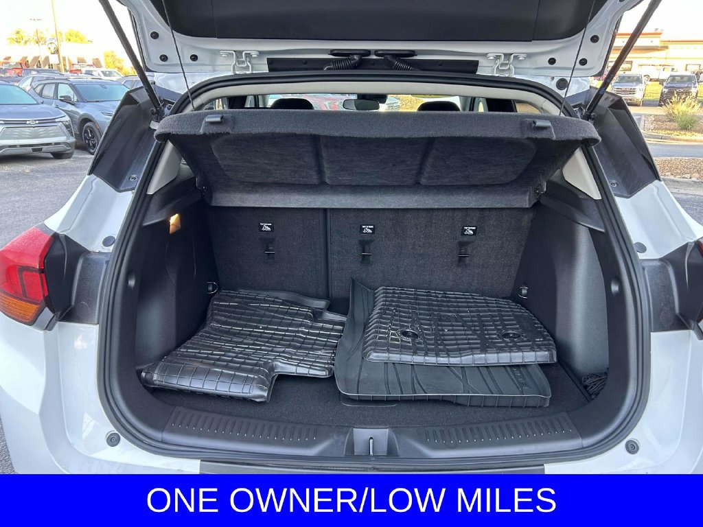 Used 2023 Buick Encore GX Preferred FWD image 11