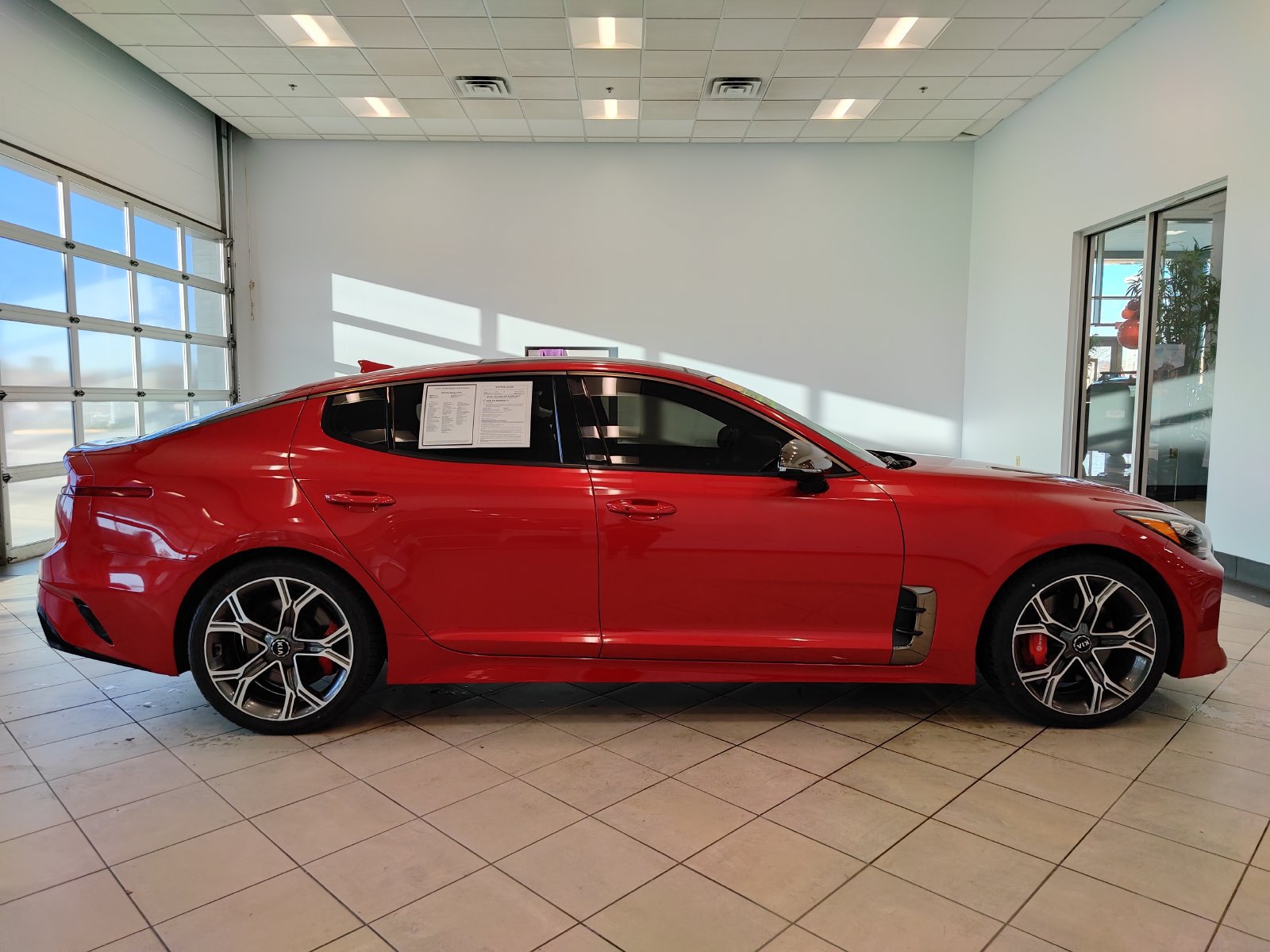 Used 2018 Kia Stinger GT2 RWD image 2
