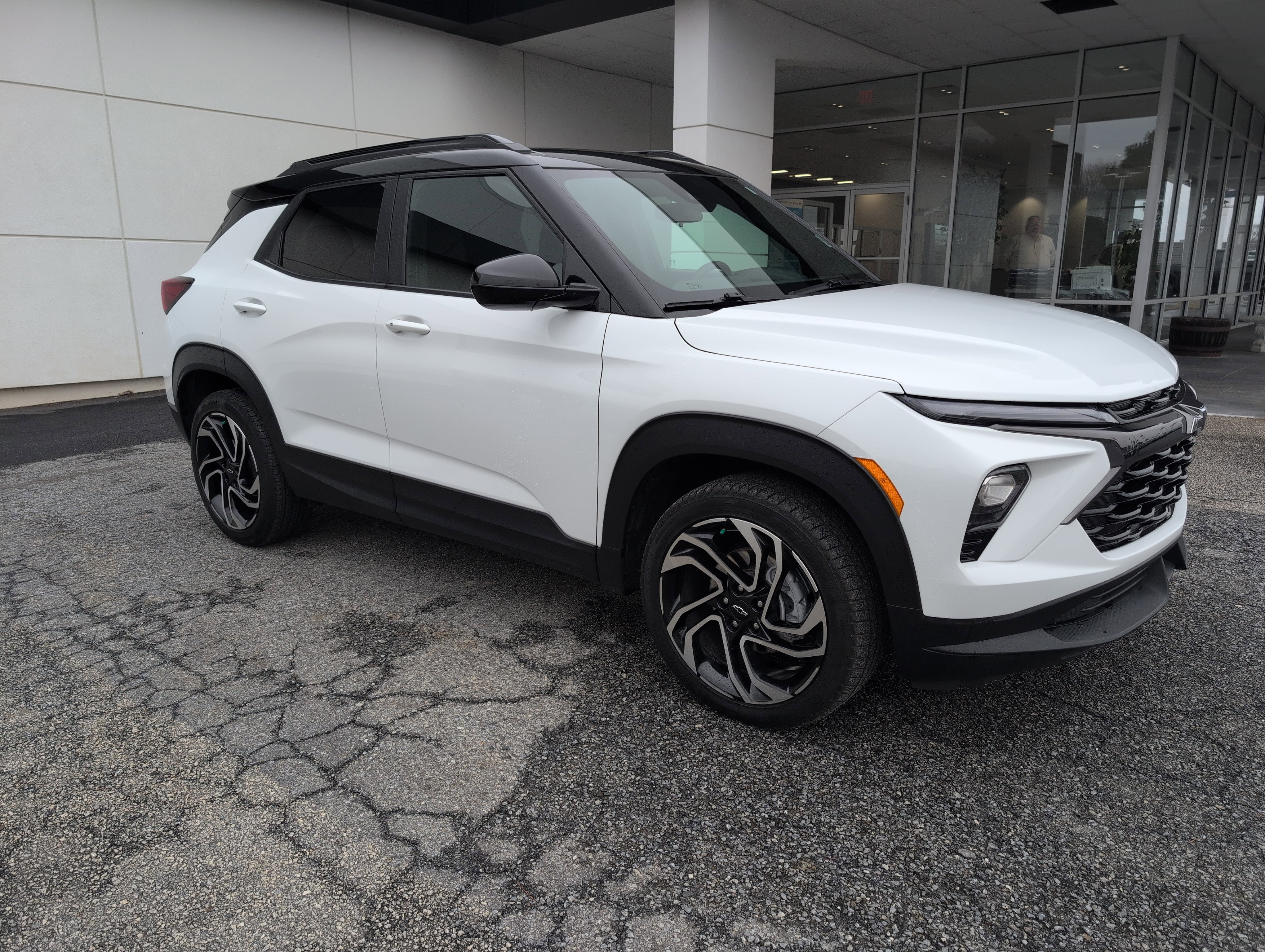 Used 2024 Chevrolet TrailBlazer RS image 9