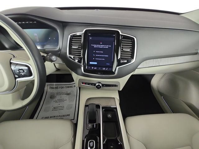 Used 2025 Volvo XC90 B6 Plus w/ Protection Package Premier AWD/4WD image 11
