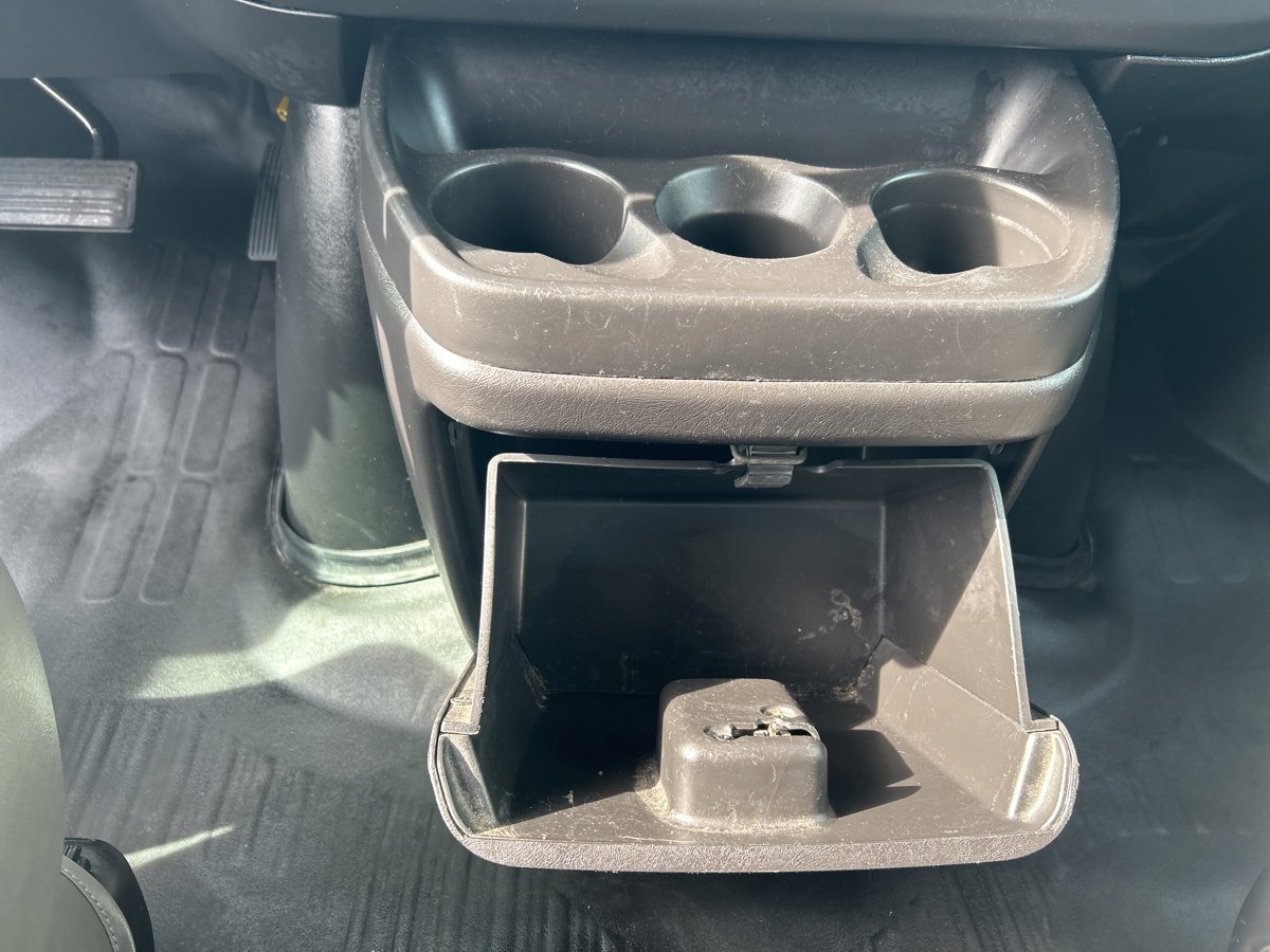 Used 2022 Chevrolet Express 2500 w/ Driver Convenience Package image 26