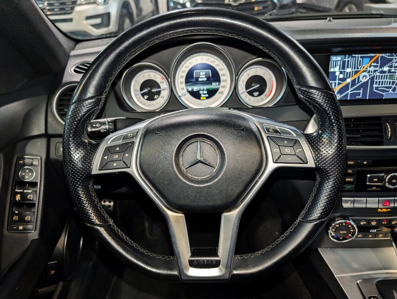 Used 2013 Mercedes-Benz C 300 4MATIC Sedan image 34
