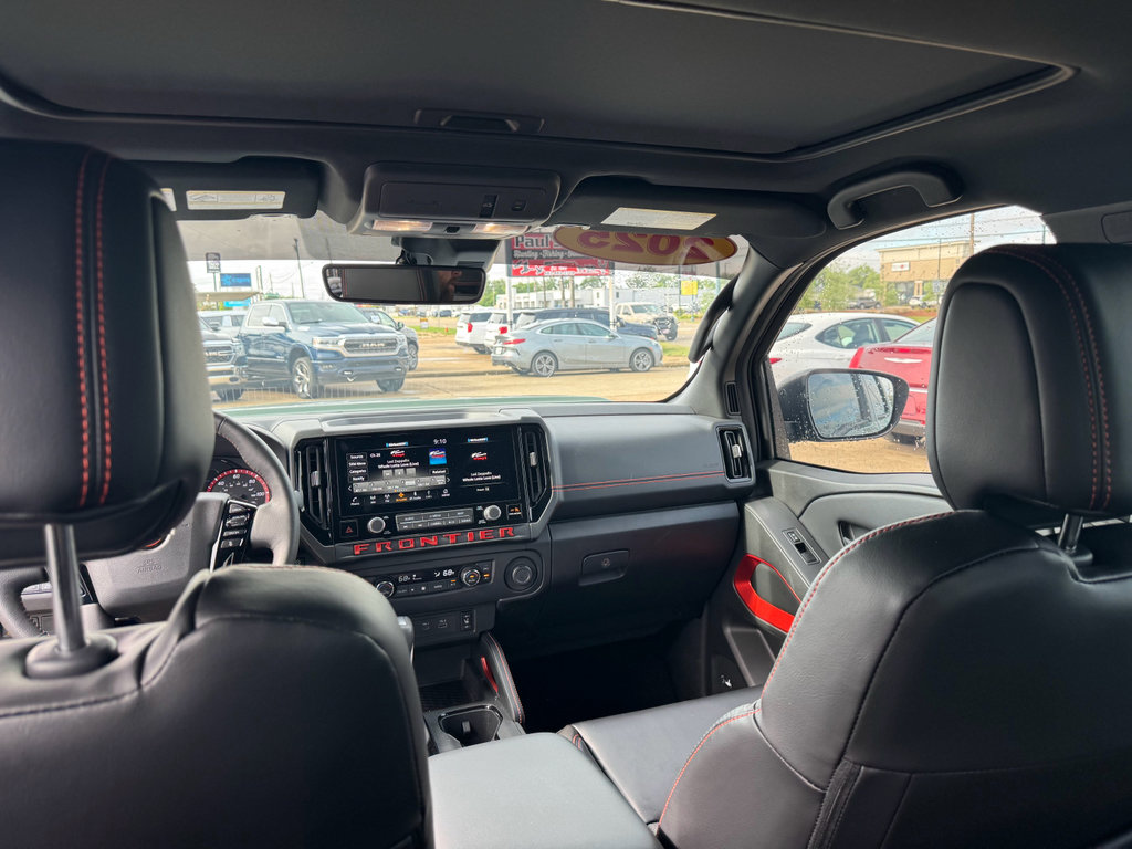 Used 2025 Nissan Frontier PRO-4X w/ Pro Premium Package AWD/4WD image 17