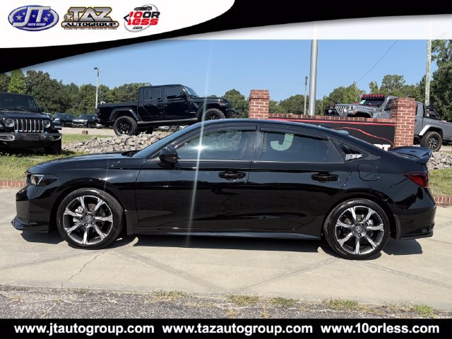 Used 2025 Honda Civic Sport Touring image 4