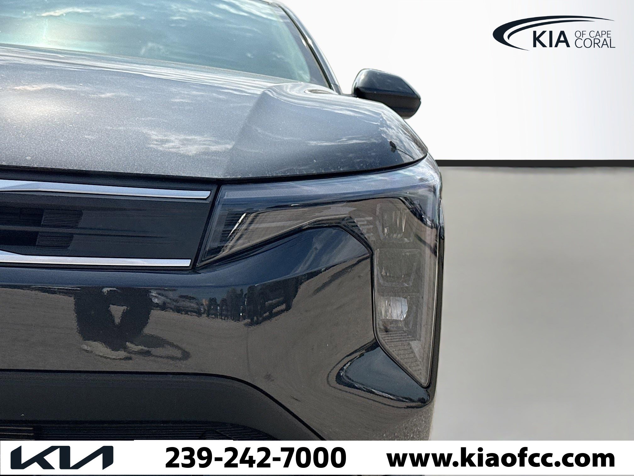 New 2025 Kia K4 LXS image 8