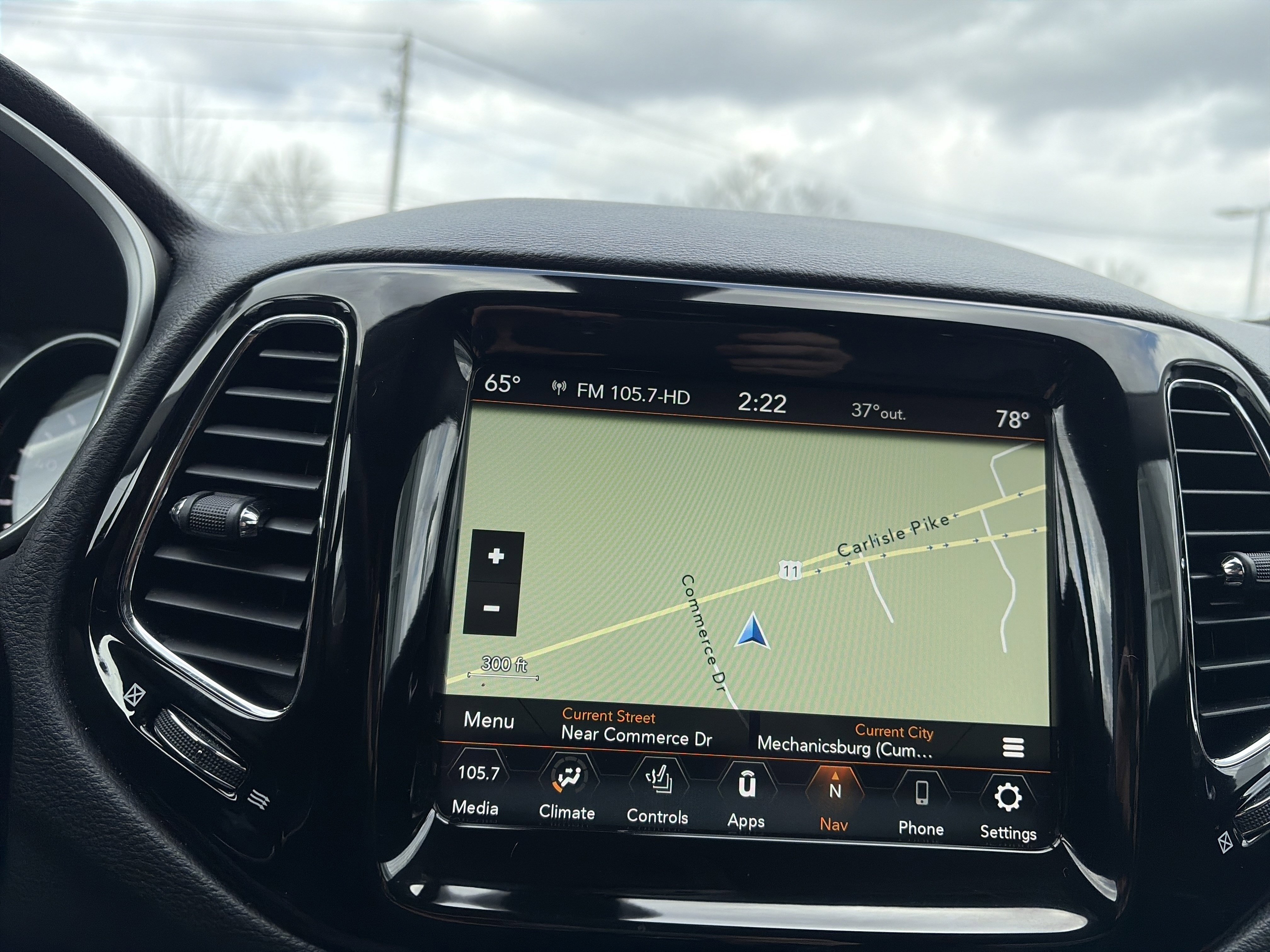 Used 2018 Jeep Compass Limited w/ Navigation Group image 40