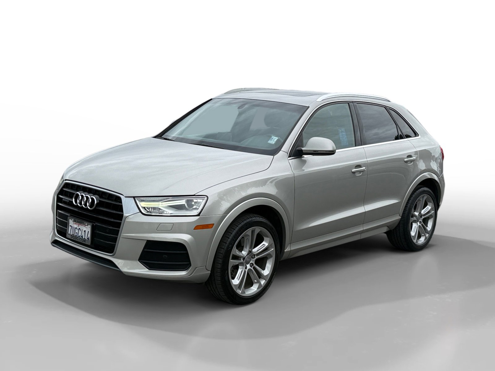 Used 2016 Audi Q3 2.0T Premium Plus w/ Technology Package image 1