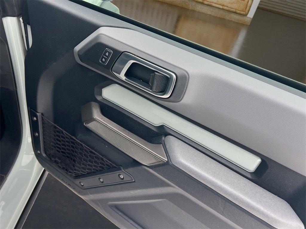 Used 2022 Ford Bronco Black Diamond image 11