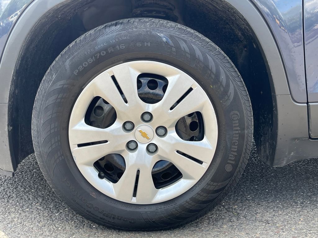 Used 2019 Chevrolet Trax LS FWD image 10