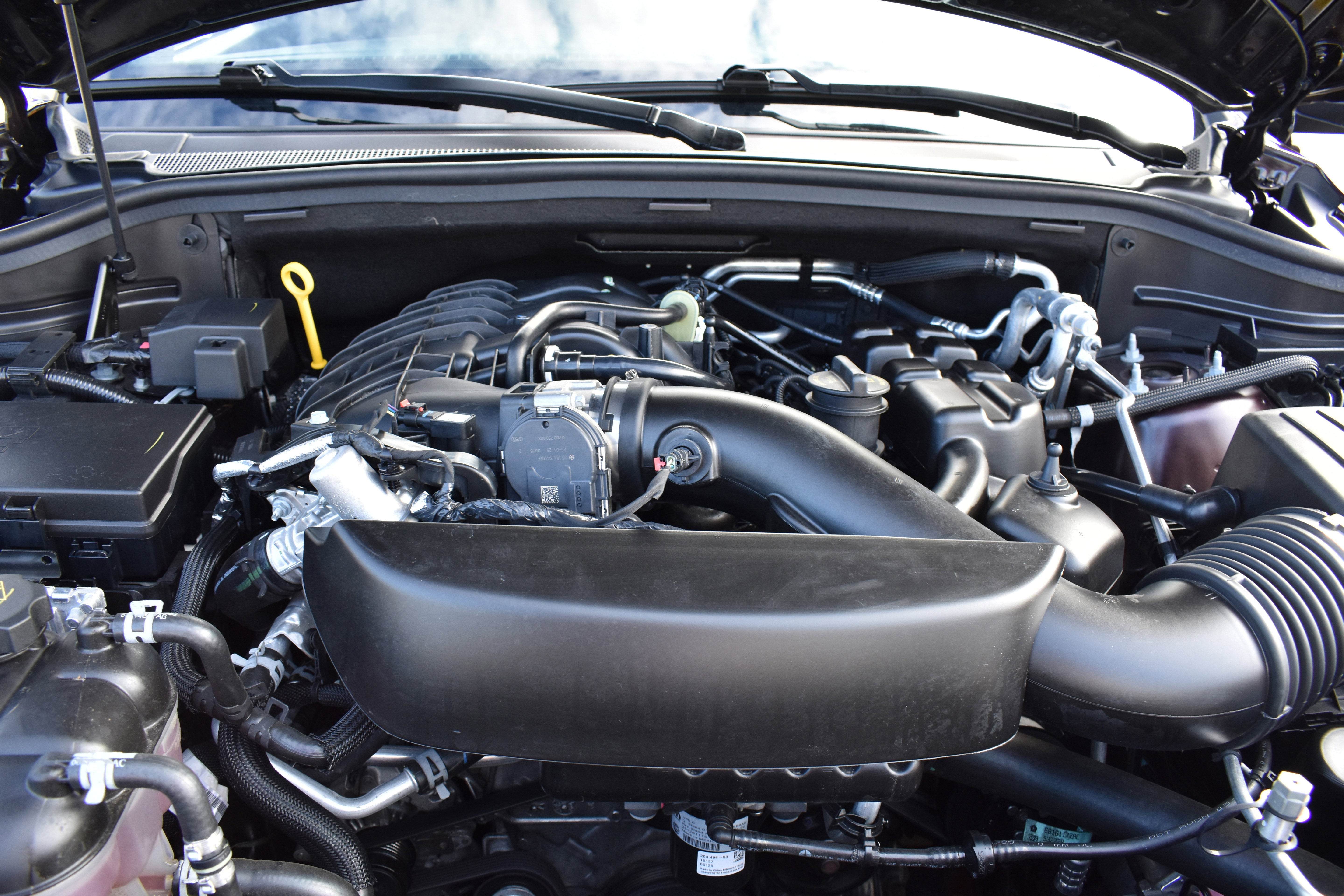 Used 2025 Dodge Durango GT image 35