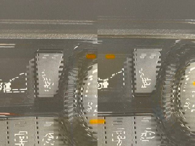 New 2026 Nissan Kicks SV w/ Cold Weather Package image 30