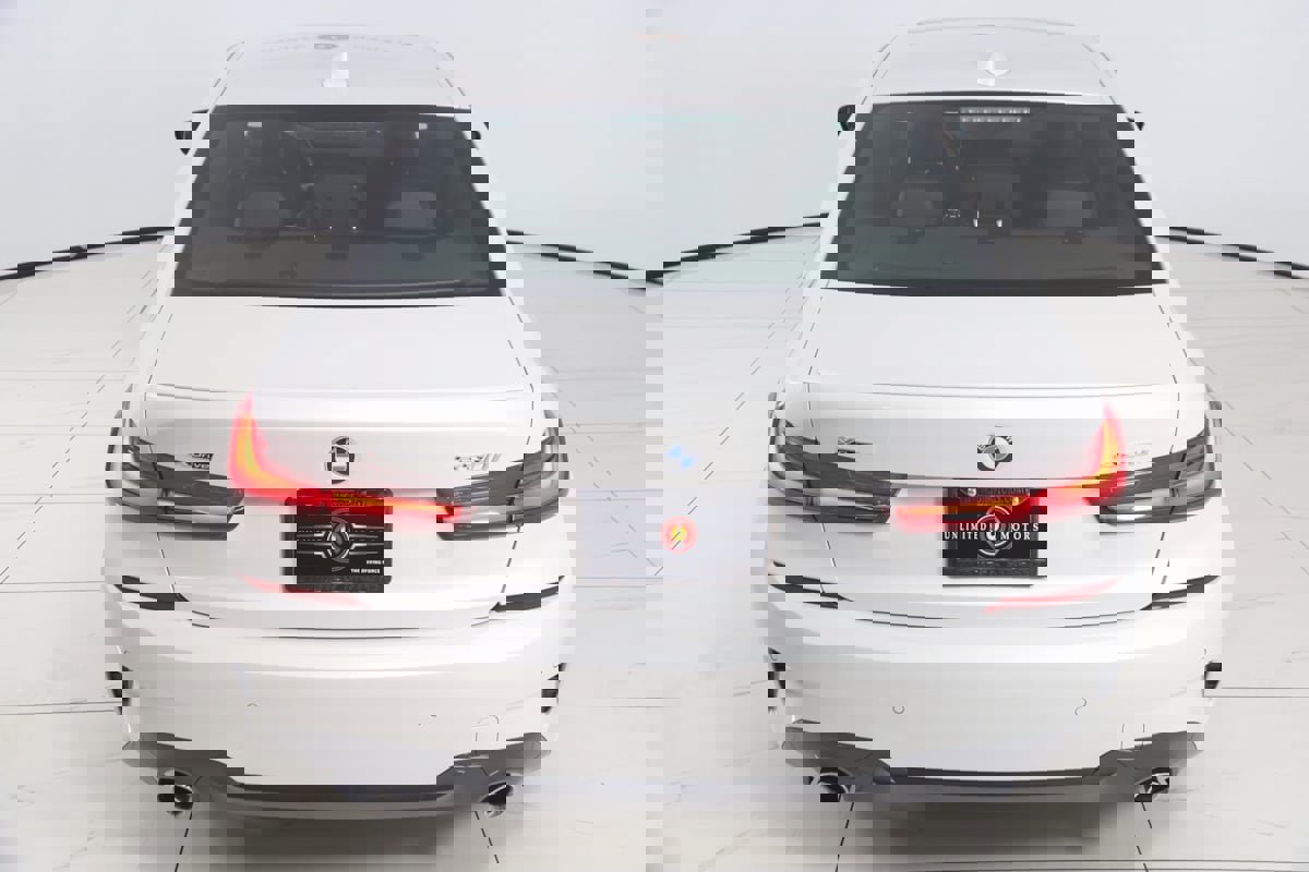 Used 2022 BMW 330i xDrive Sedan w/ M Sport Package image 49