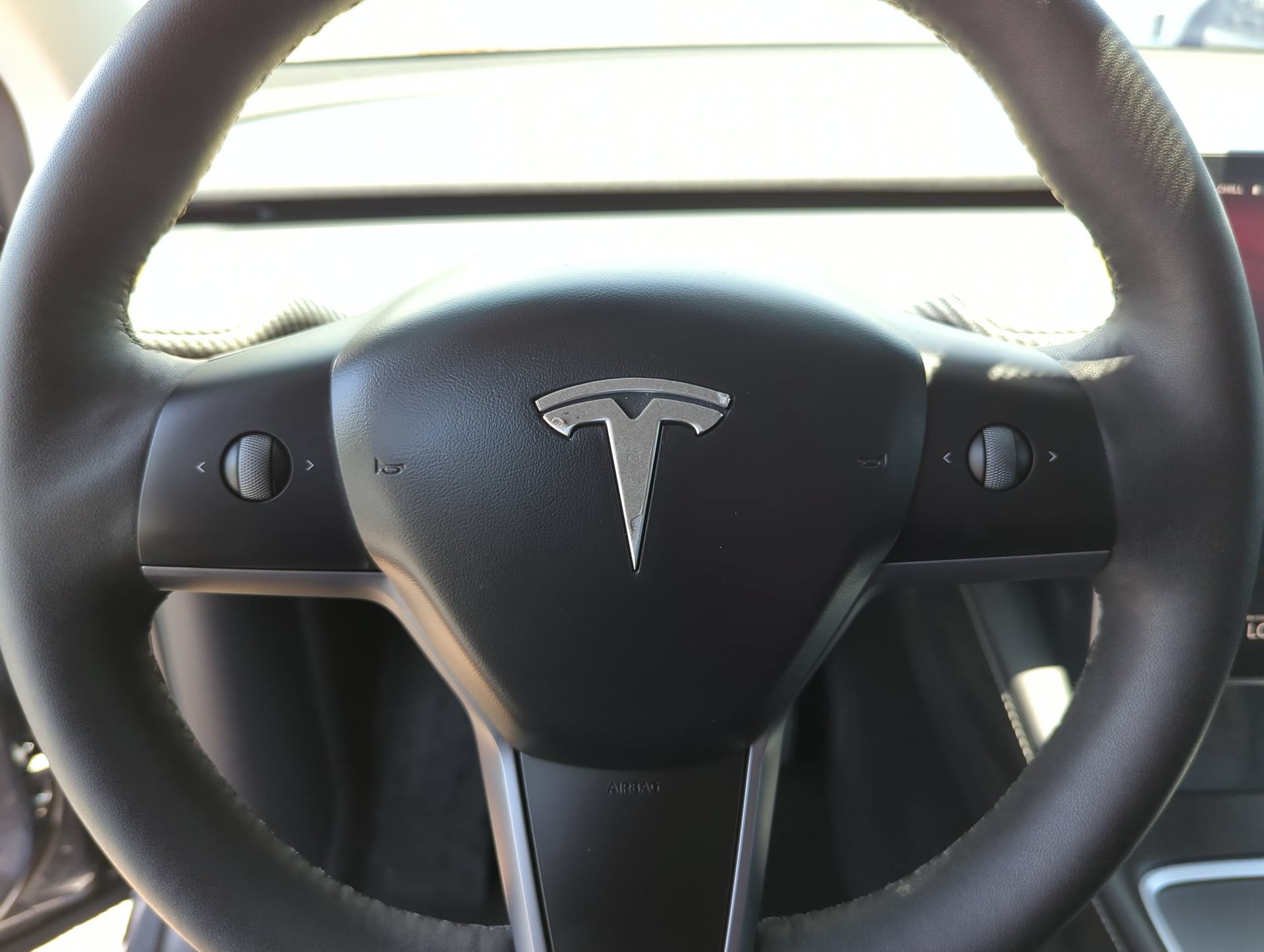 Used 2023 Tesla Model Y Long Range AWD/4WD image 33