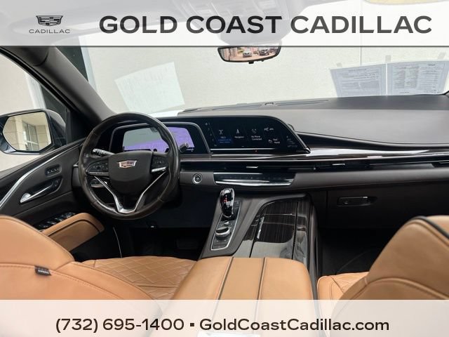 Certified 2022 Cadillac Escalade Premium Luxury AWD/4WD image 11