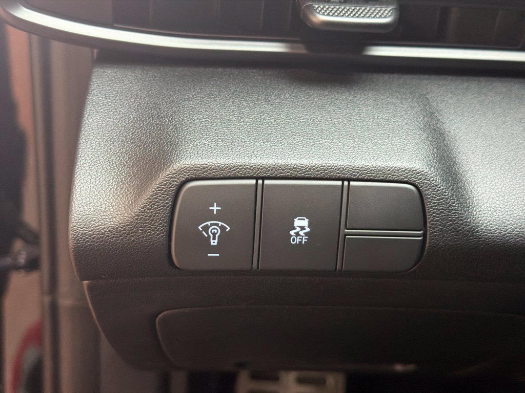 New 2026 Hyundai Elantra SEL Sport FWD image 23
