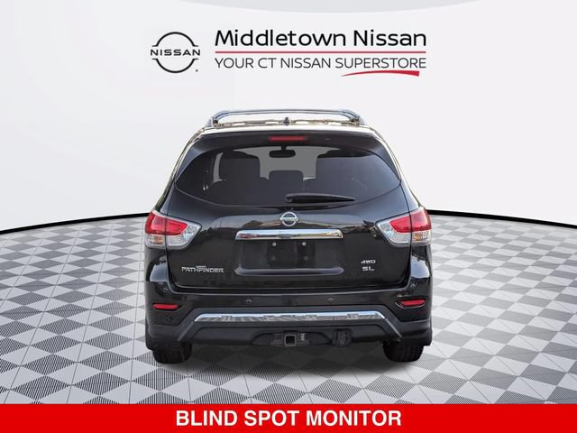 Used 2015 Nissan Pathfinder SL w/ SL Tech Package AWD/4WD image 4