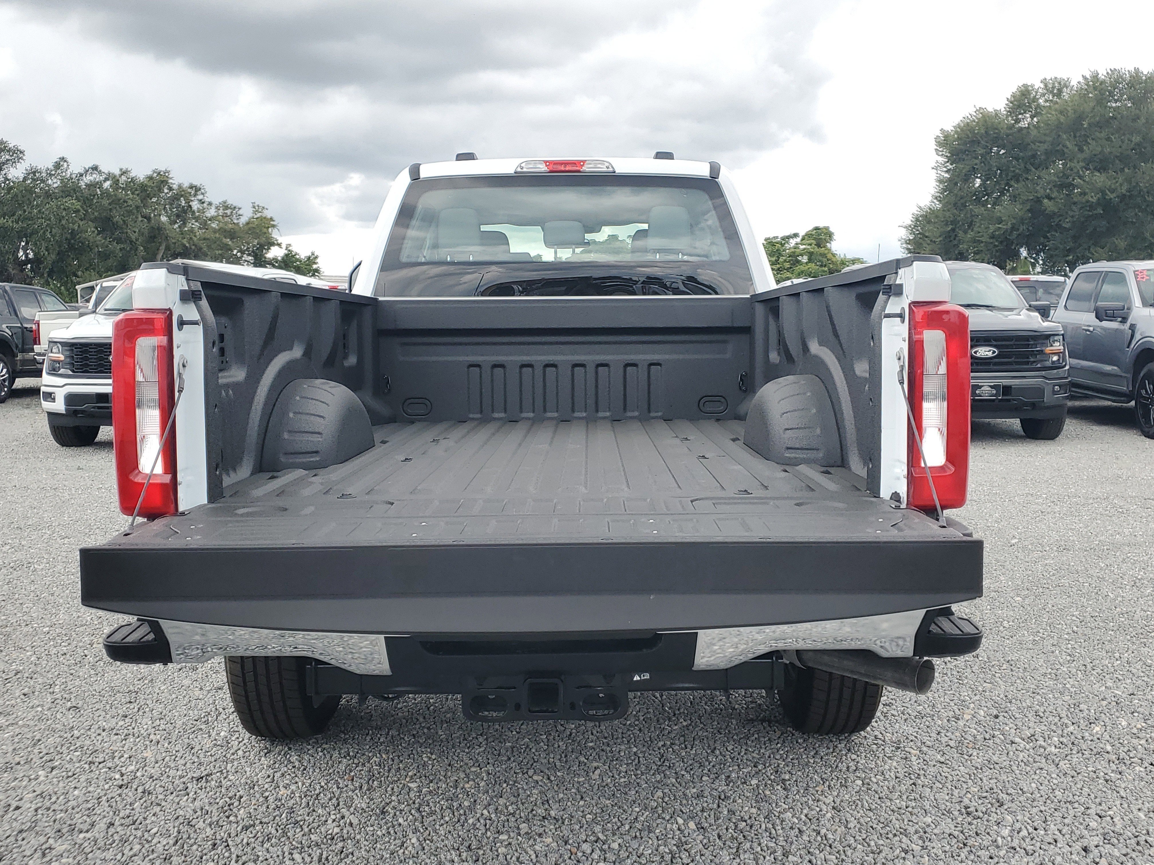 New 2026 Ford F250 XL w/ XL Chrome Package image 10