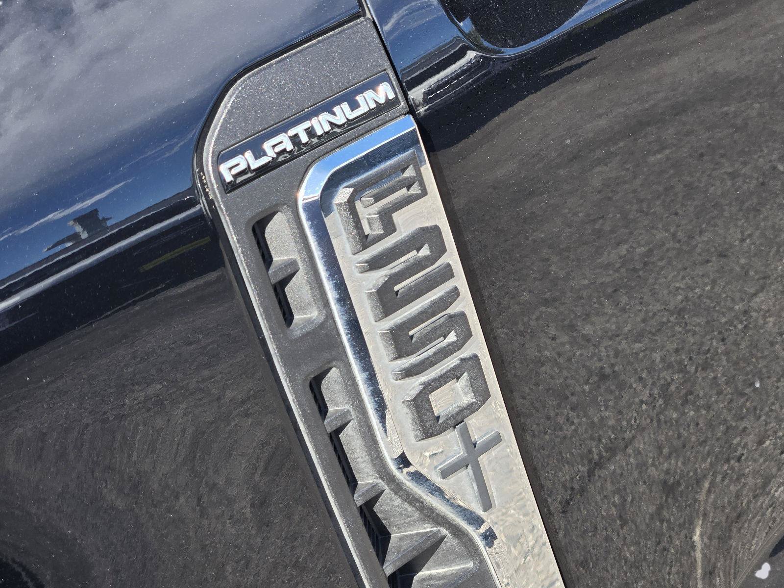 Used 2024 Ford F250 Platinum AWD/4WD image 11