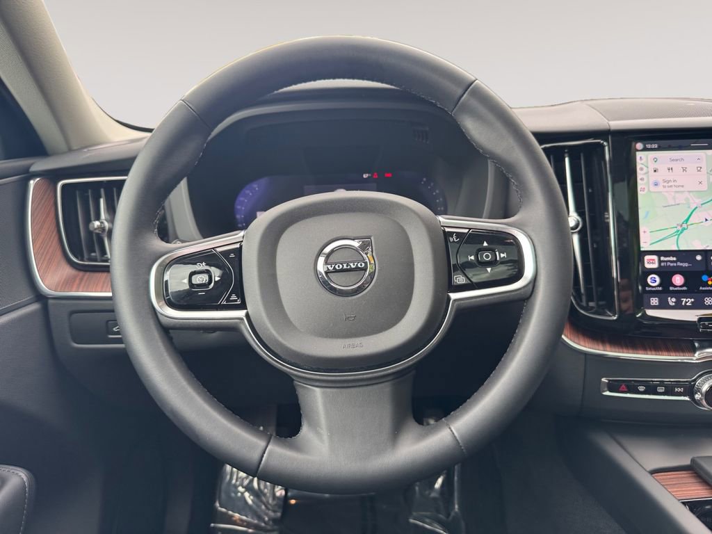 Used 2024 Volvo XC60 B5 Plus w/ Climate Package AWD/4WD image 12
