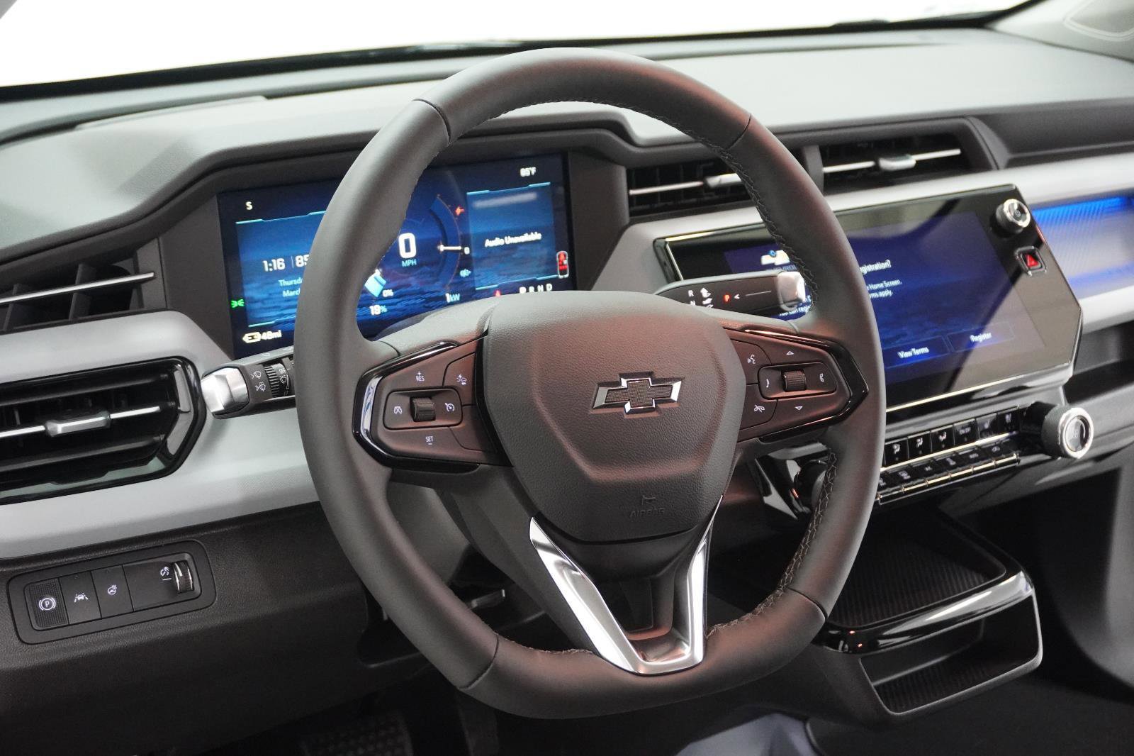 New 2027 Chevrolet Bolt RS FWD image 17