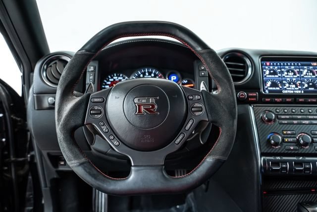 Used 2014 Nissan GT-R Premium AWD/4WD image 26