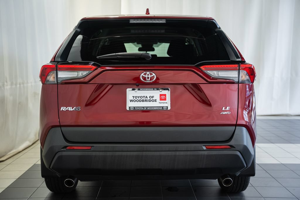 Certified 2025 Toyota RAV4 LE AWD/4WD image 5