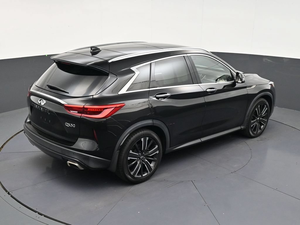 Used 2021 INFINITI QX50 Luxe w/ Appearance Package FWD image 17