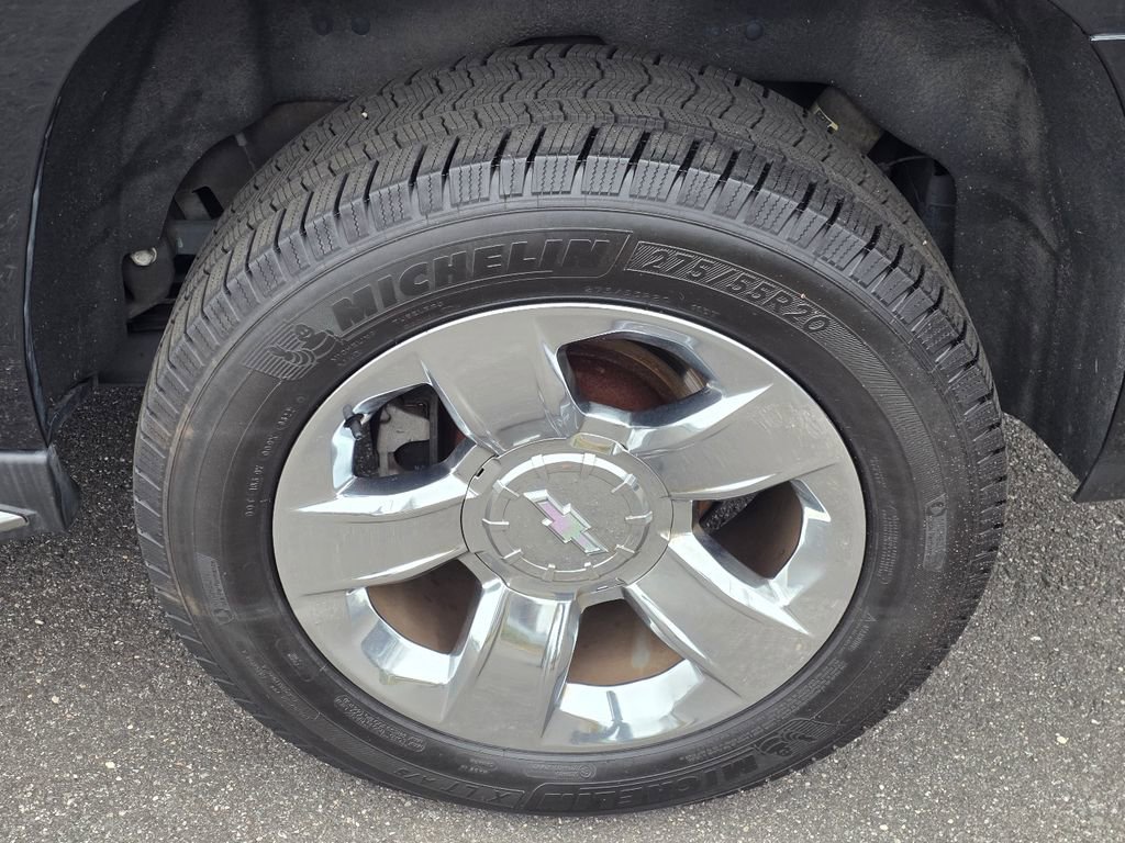 Used 2020 Chevrolet Suburban Premier image 10