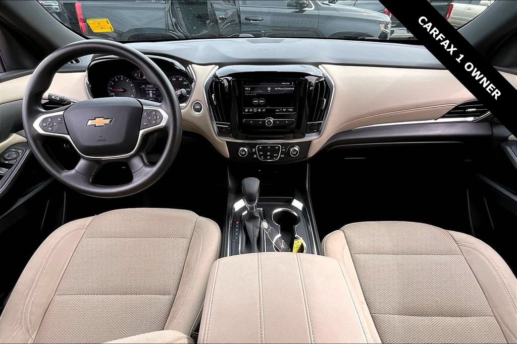 Used 2023 Chevrolet Traverse LS w/ Safety Package FWD image 5
