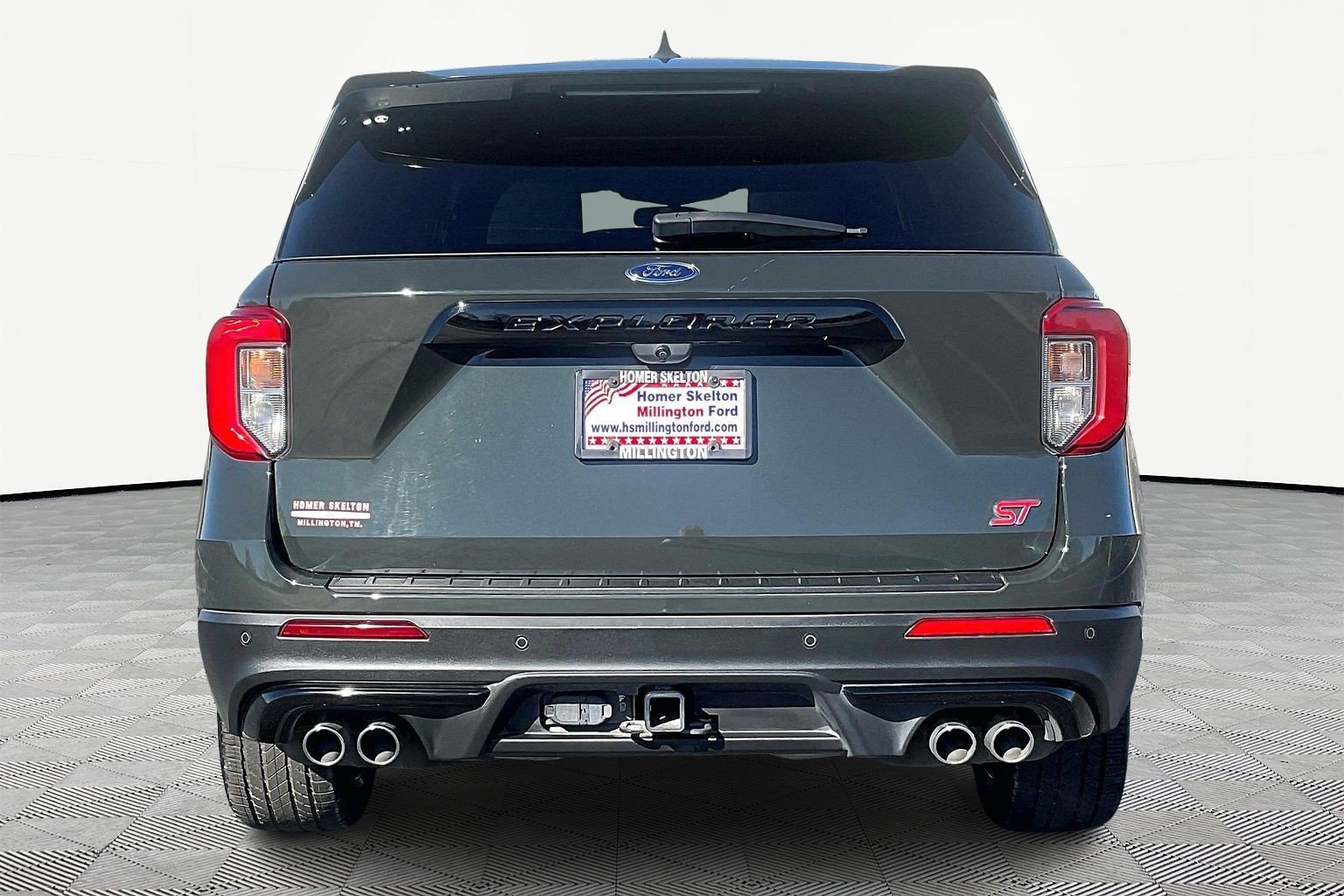 Used 2022 Ford Explorer ST w/ ST Street Pack image 4