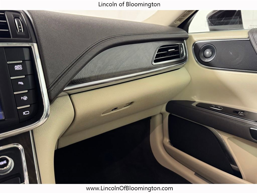 Used 2020 Lincoln Continental Reserve image 47