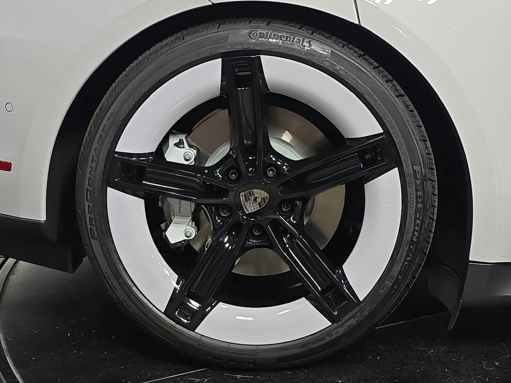 New 2026 Porsche Taycan Turbo AWD/4WD image 29