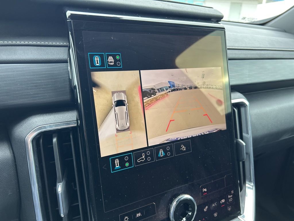 Used 2025 GMC Acadia Elevation image 25