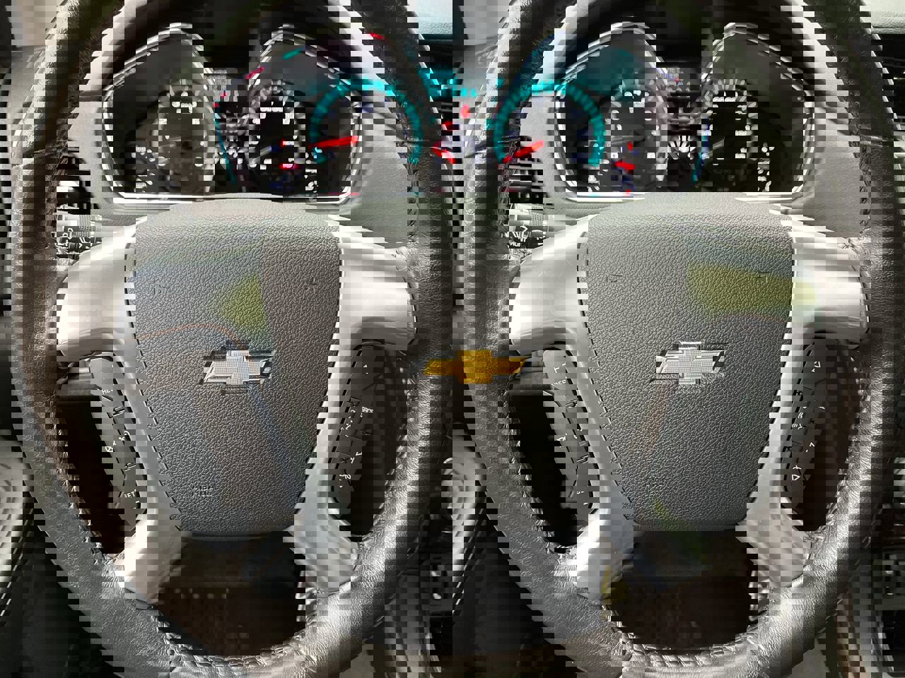 Used 2016 Chevrolet Traverse LT image 16