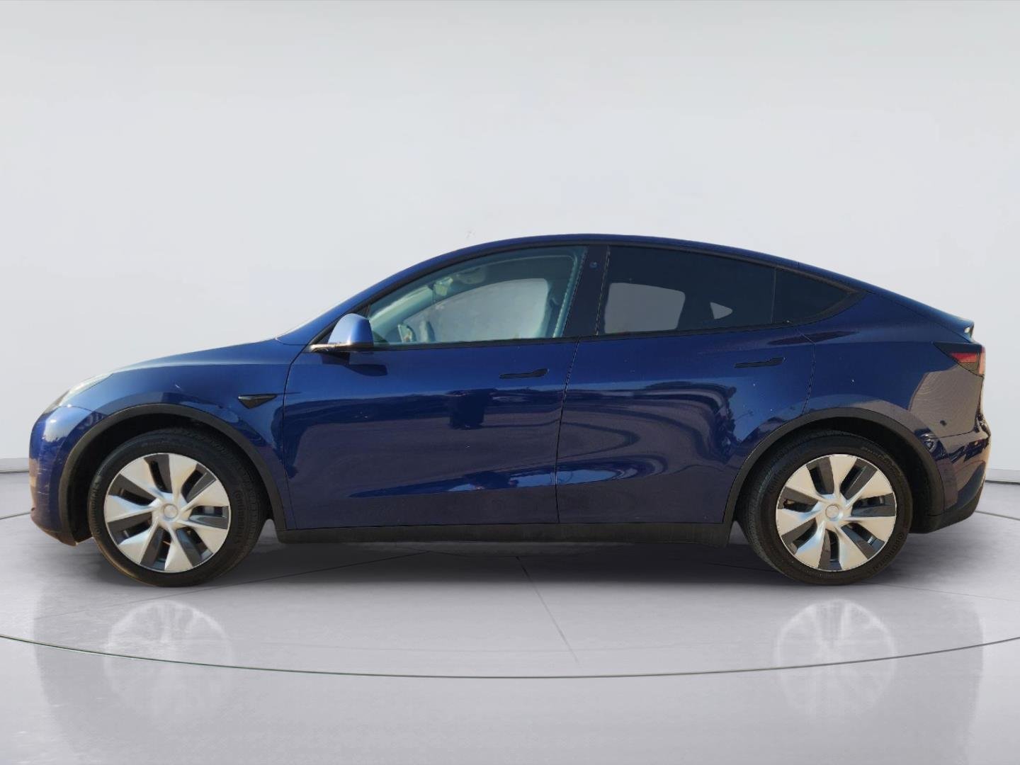 Used 2021 Tesla Model Y Long Range AWD/4WD image 4