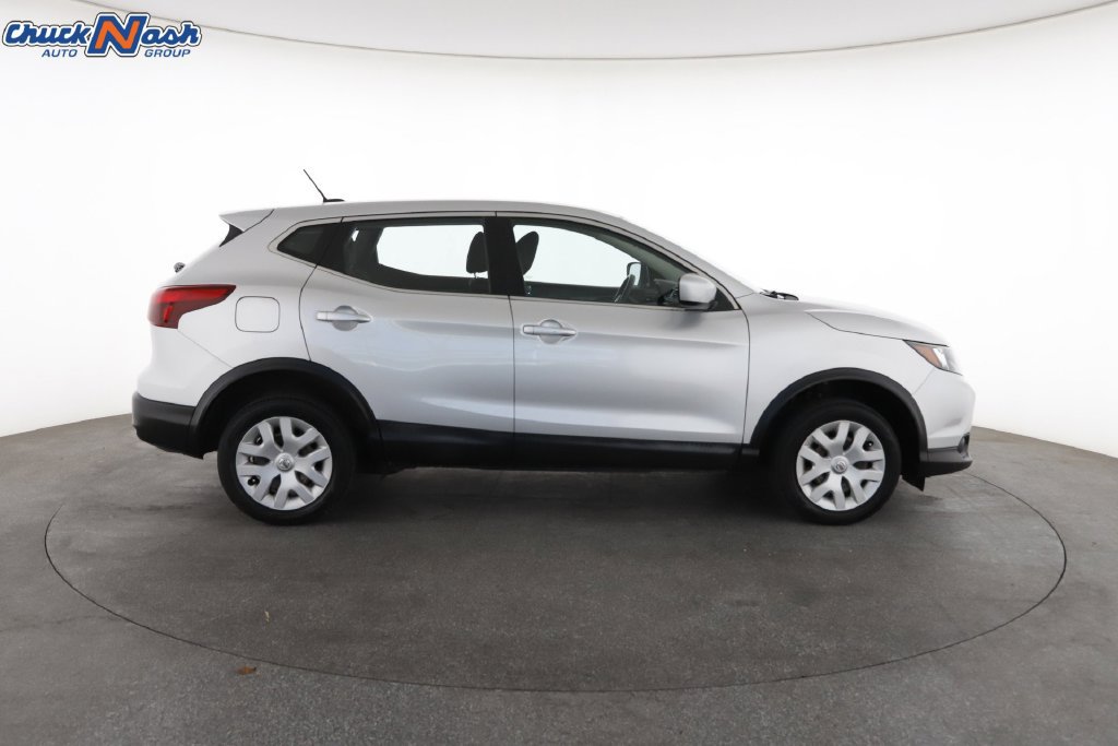 Used 2018 Nissan Rogue Sport S FWD image 14