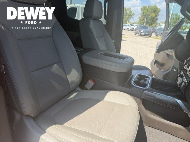 Used 2021 Chevrolet Silverado 1500 LTZ w/ LTZ Premium Package AWD/4WD image 41
