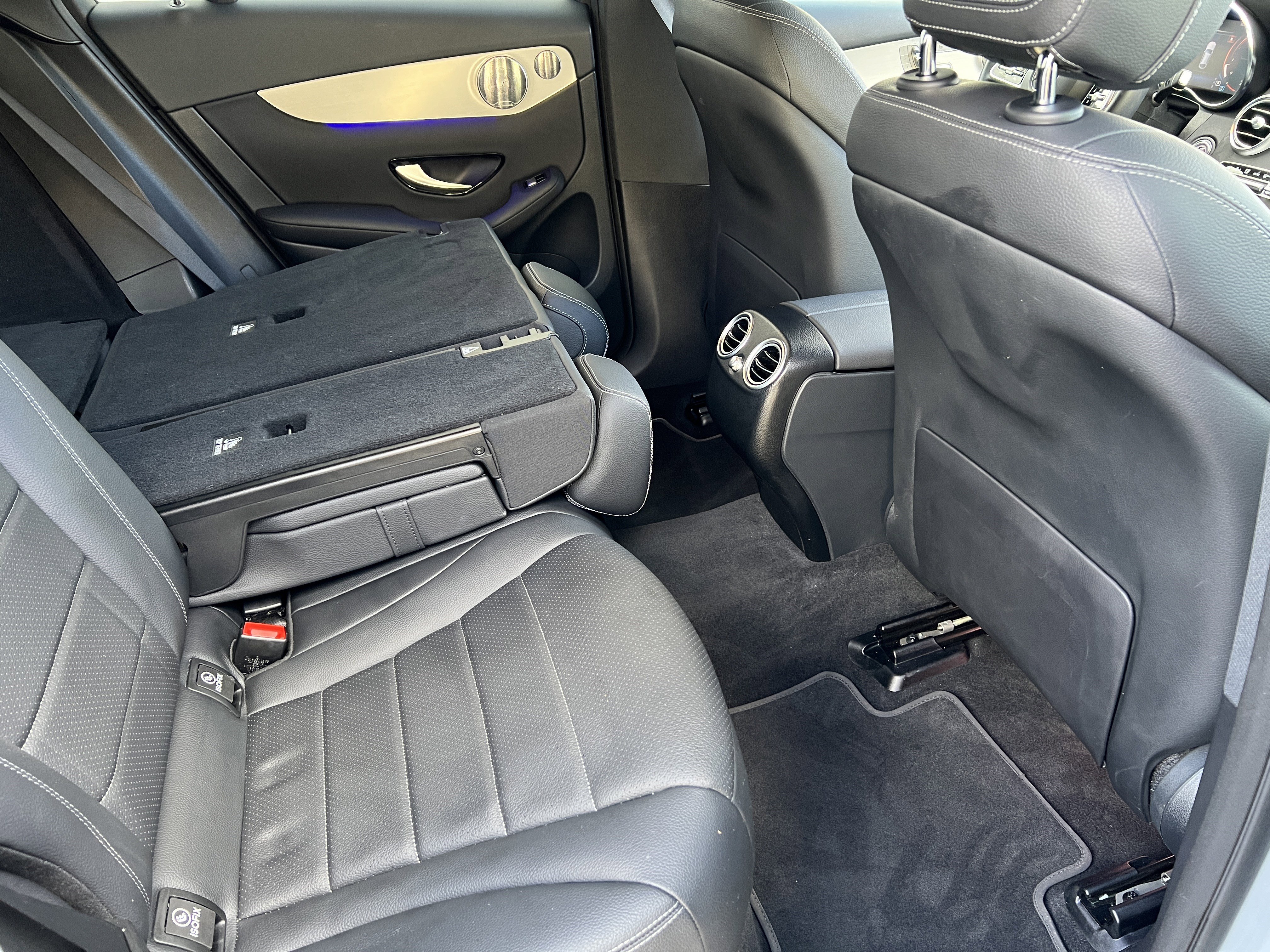 Used 2021 Mercedes-Benz GLC 300 4MATIC Coupe image 21