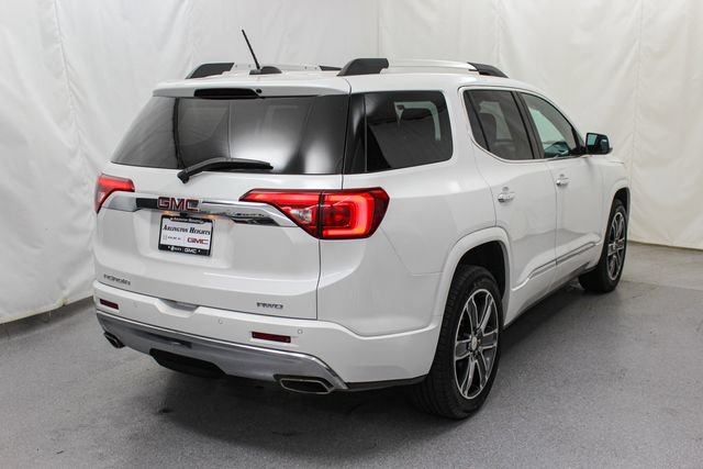 Certified 2017 GMC Acadia Denali w/ Technology Package AWD/4WD image 9