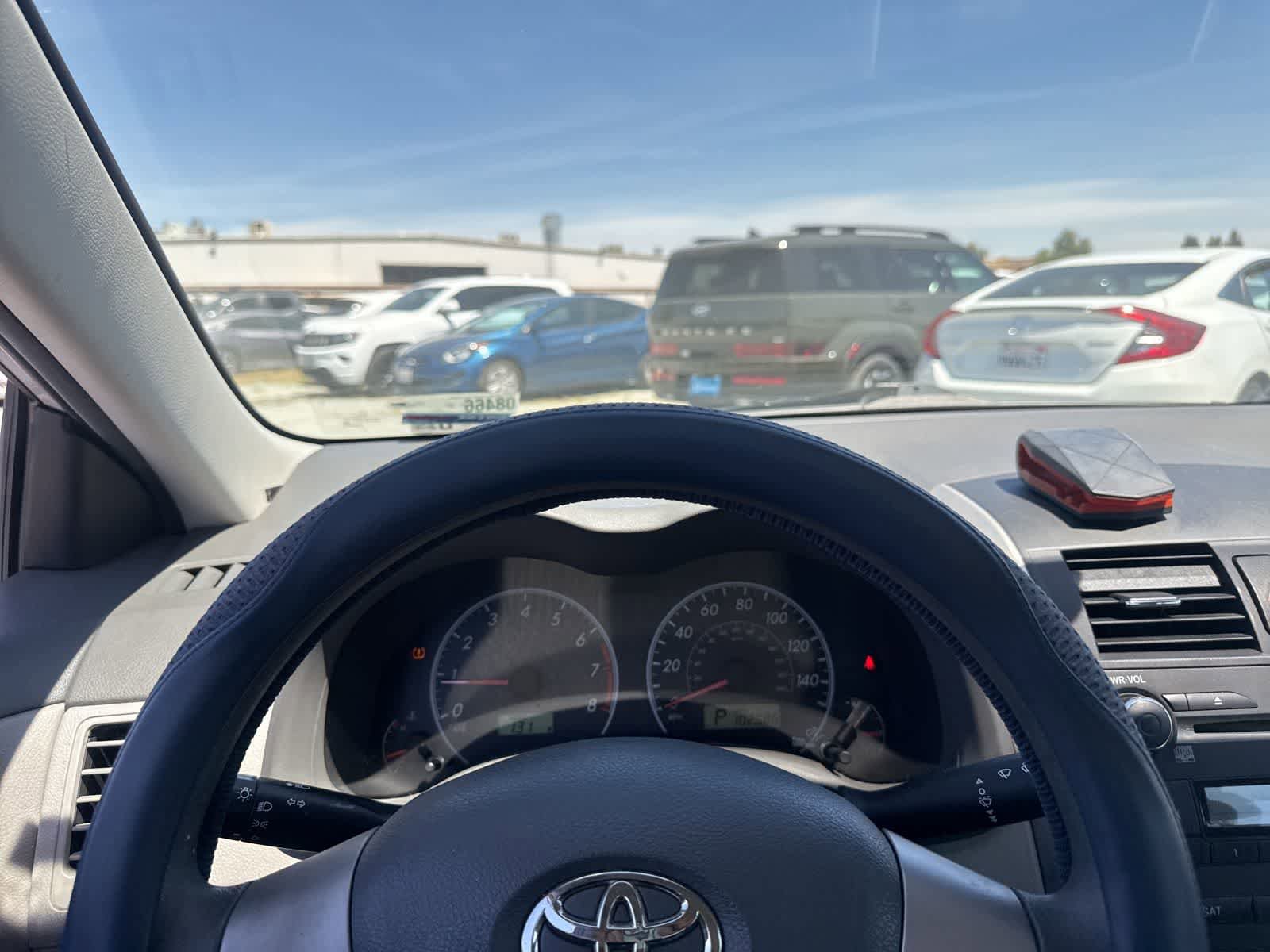 Used 2010 Toyota Corolla LE image 22