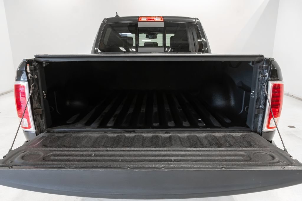Used 2018 RAM 1500 Laramie AWD/4WD image 31