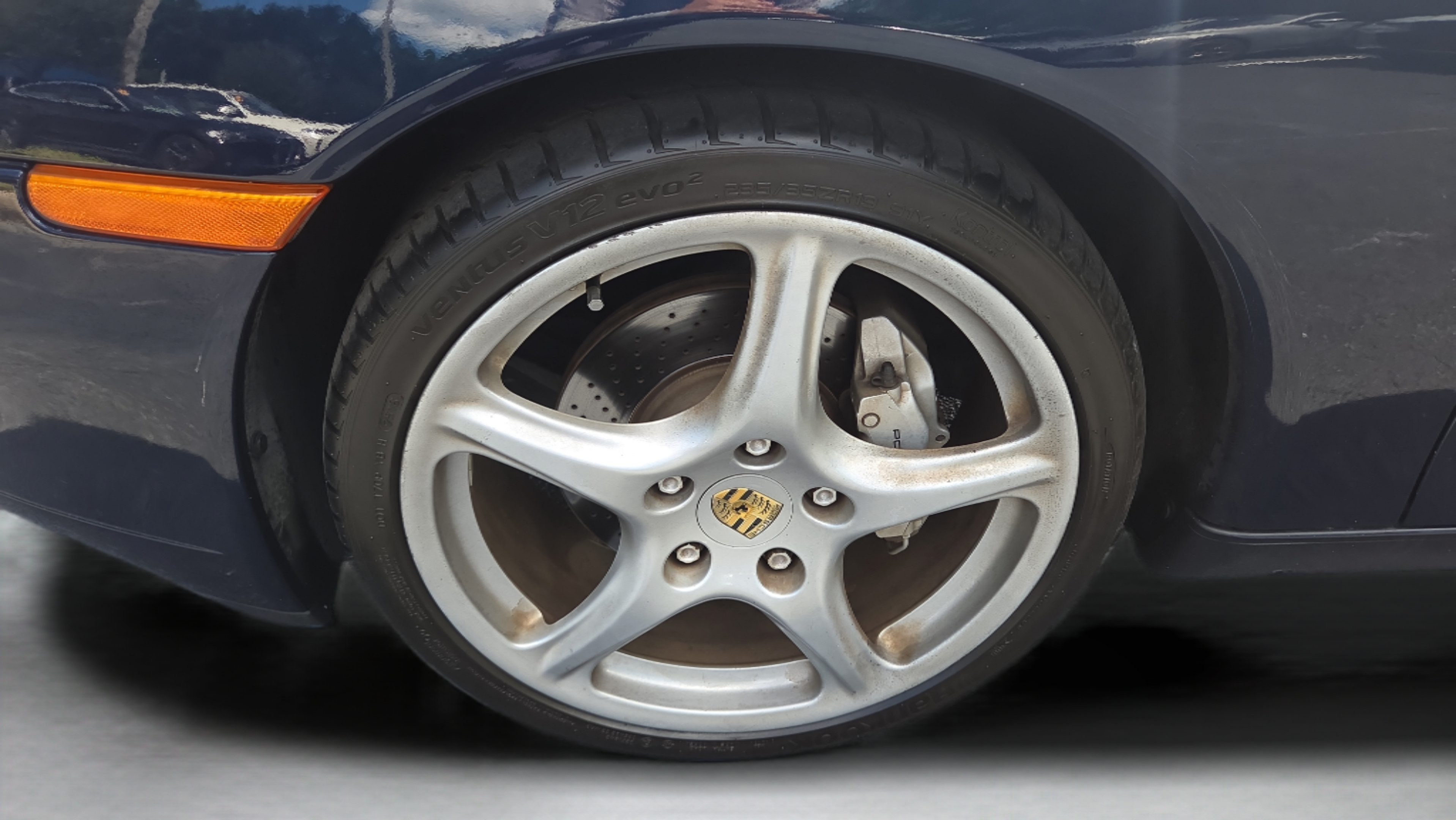 Used 2000 Porsche 911 Carrera 4 AWD/4WD image 31