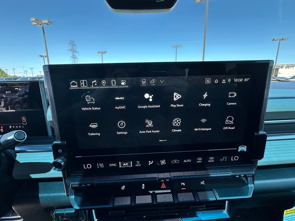 New 2026 GMC Hummer EV SUV w/ LPO, Sport Package AWD/4WD image 23
