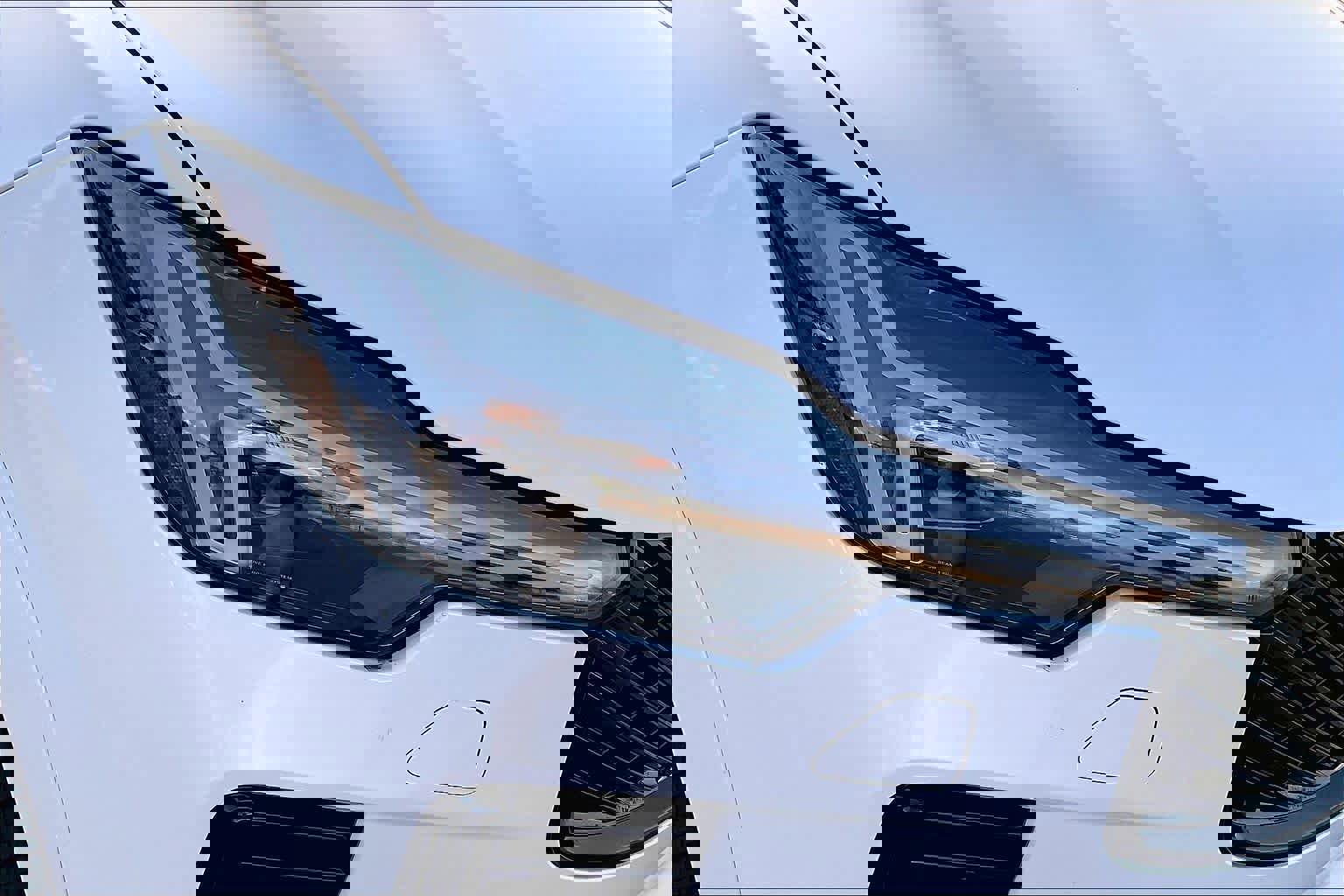 New 2026 Volvo XC90 B6 Ultra w/ Protection Package image 33